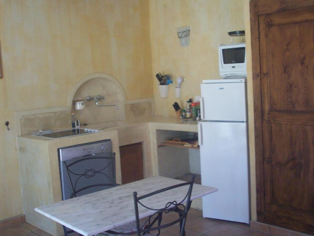 Studios Et Gite La Sauvasse Vagnas Номер фото